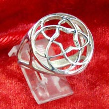 Amulets and Charms - Pentagramic Torus knot ring silver - Click here for more info